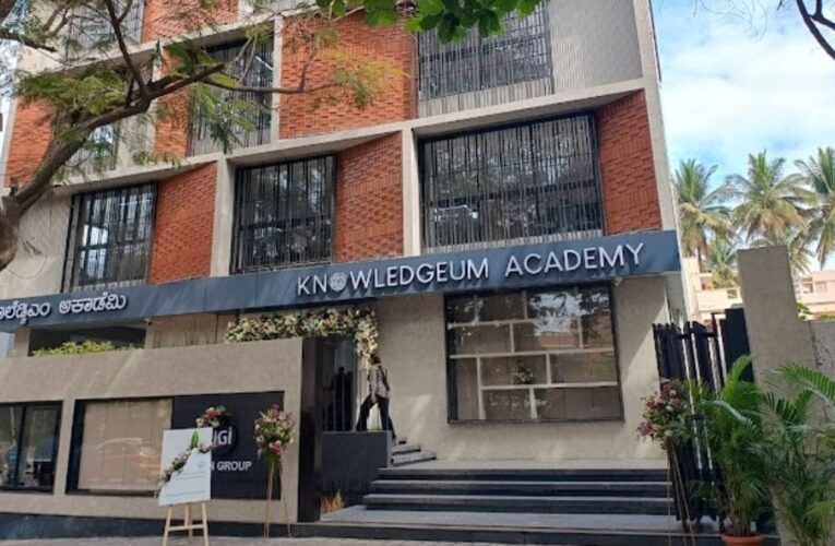 Knowledgeum Academy: Path to Academic Excellence