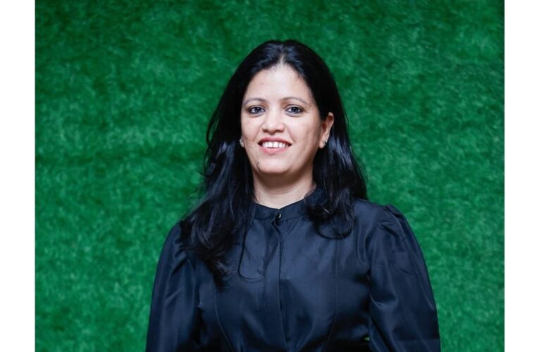 From Global Runways to Everyday Comfort: Shubhra’s Journey with Yellow Bloom
