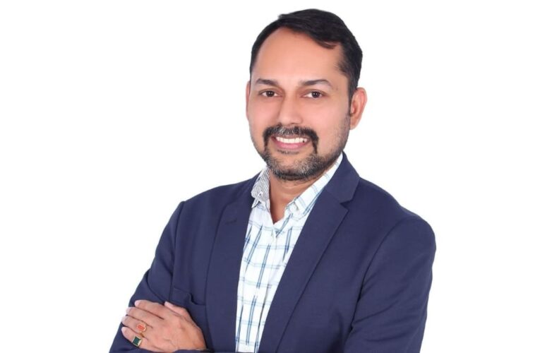 Ashutosh Sinha, former HR Head of Dalmia Bharat Refractories has joined EZ Compliance as Co-Founder