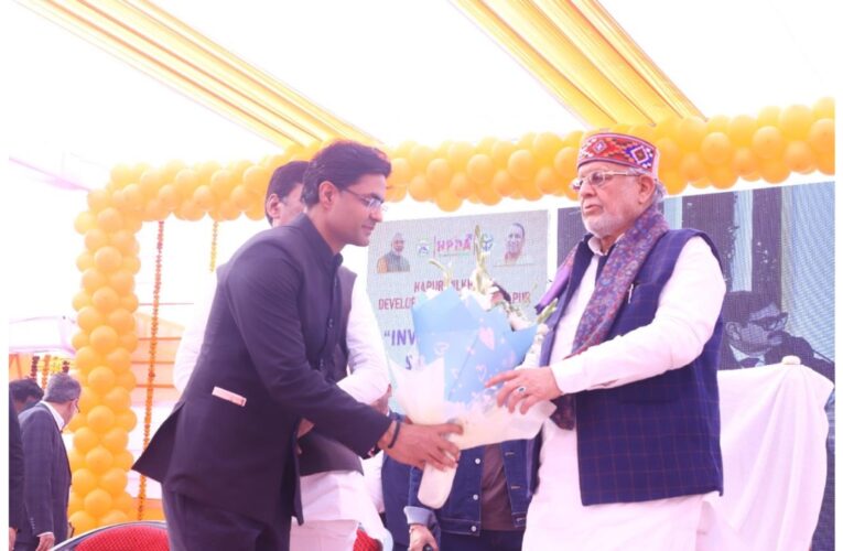 HPDA’s ‘Invest in Hapur’ Summit 2025: Chief Guest Shri Suresh Kumar Khanna Praises Dr. Nitin Gaur’s Efforts as HPDA’s Financial Health and Development Surge