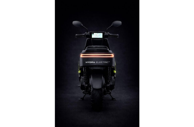 Hydra EZ, the Tesla of EV Scooters in India Has Arrived