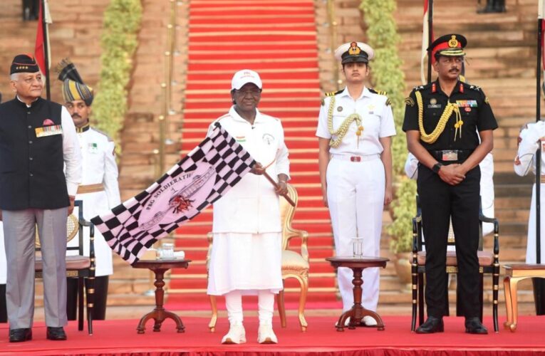 Hon’ble President of India Smt Droupadi Murmu Flags Off the Inaugural President’s Bodyguard Soldierathon from Rashtrapati Bhavan